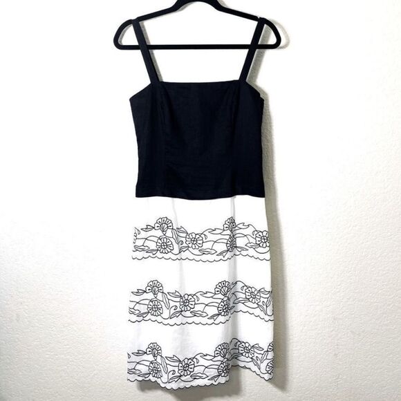 Nikki Valenti 100% Irish Linen Embroidered Dress - Picture 10 of 10